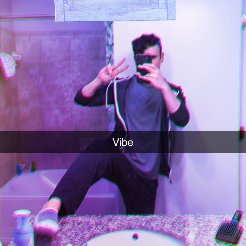 cosmic_pillow's tweet photo. Never let anyone tell you you're too hipster ✌️✨

#futurebass #edm #electronicmusic #future #futuretrap #dancemusic #popmusic #livestream #livestreaming #dj #housemusic #trap #prettymusic #rave #festival #musicfestival #stressrelief #selfcare #twitch #twitchstreamer #soundcloud https://t.co/YskPKNLk1N