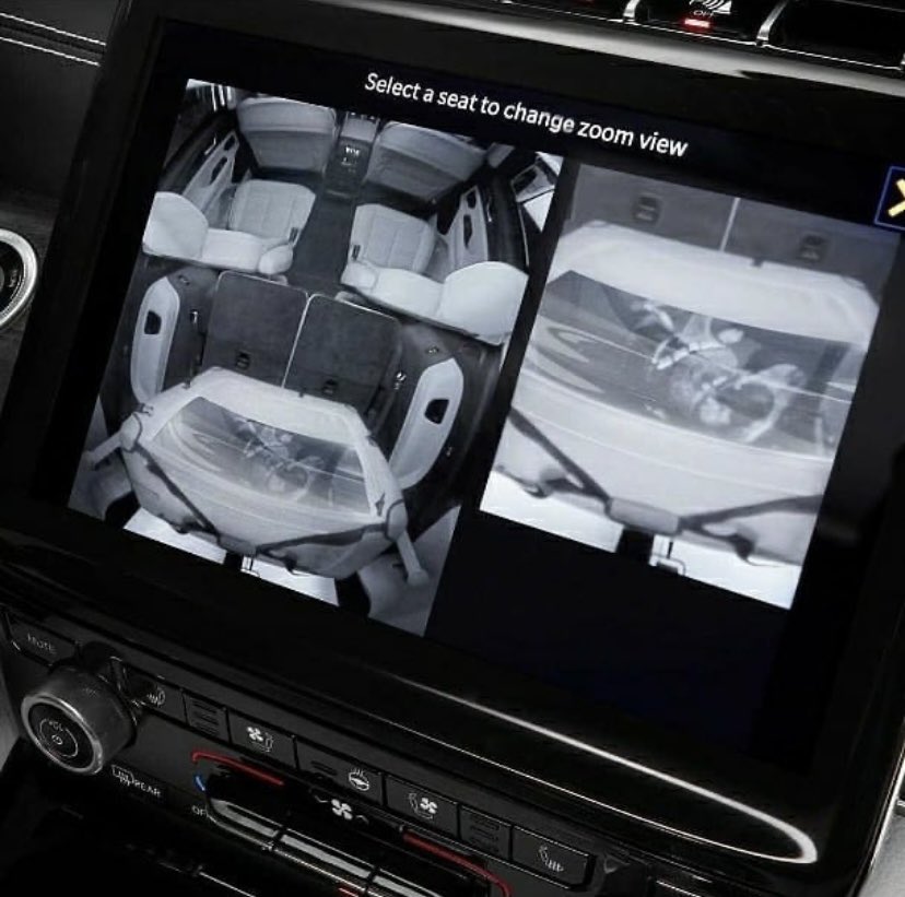 PinckneyCDJR's tweet image. We are excited to announce that 8 of these brand new 2021 Jeep Grand Cherokee L vehicles will be arriving to our dealership in early May!

Make sure to contact us if you would like to be notified as soon as they arrive!🤩

#grandcherokeel #thirdrowseating #danhallautomall