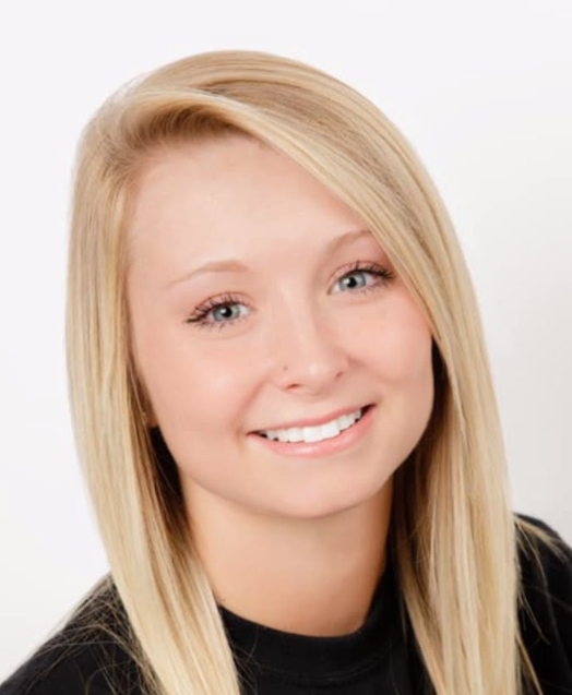 ouzanesville's tweet photo. We're pleased to announce that OHIO Zanesville student, Alexis McDonald, has been awarded 1st place in this year's Student Expo. Thank you for representing our regional campuses and delivering great work! #OUVirtualExpo https://t.co/7cJzvPseZq