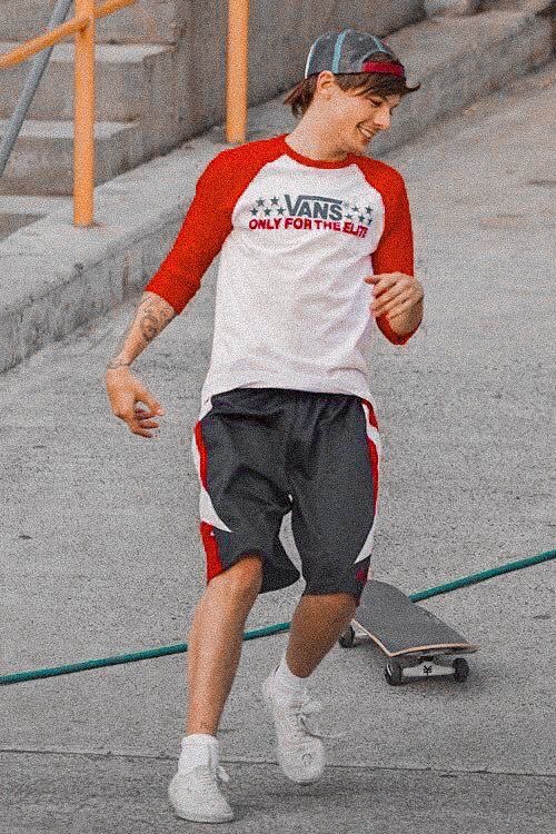 He was a skater boyshe said, «see you later, boy»He wasnt good enough for her