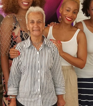 AnikaNoniRose's tweet photo. MISSING
my aunt, Diane Rose.
New Haven, Ct.
In her 70s, &amp; very tiny. Mother of one son who she loves dearly. She’s the aunt who took me on adventures just the two of us. She is deeply loved. 
It’s been 24 hrs.
I will add a telephone number soon.
Please RT. please pray. ❤️ https://t.co/TSke4rgfQq