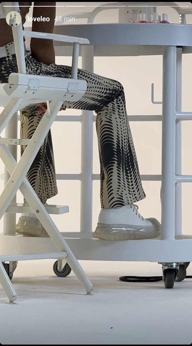 driverowe's tweet image. SOCORRO LEO CARALHO AAUABEJDMQKJSOQMNDOAAHDKAJDOAUDKSBW TÁ VINDO AI