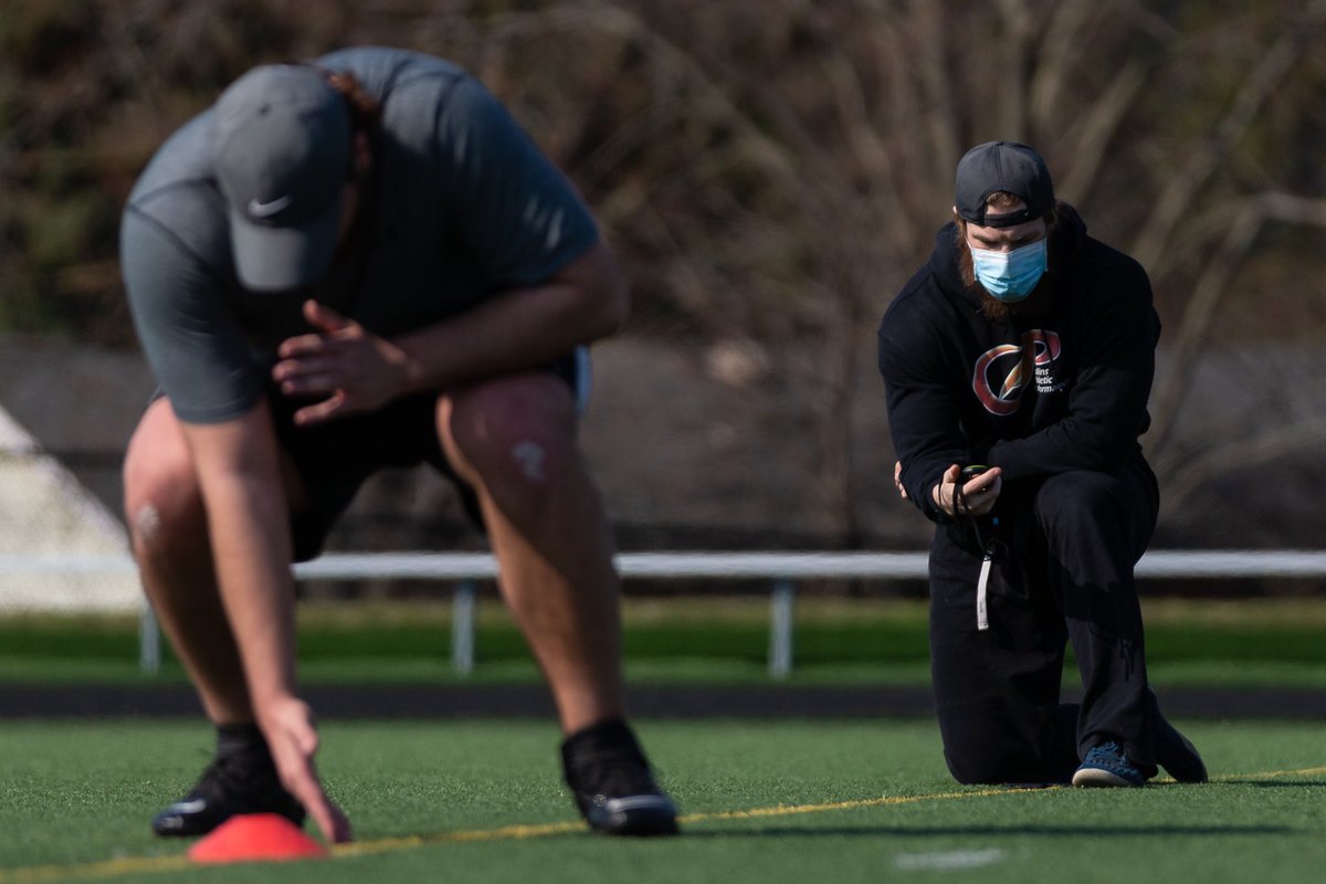 cbenderphoto's tweet image. Frames from the 2021 CFL Virtual Combine with @LaurierFootball.  

OL @BB_classic5 is the 20th ranked Canadian prospect.