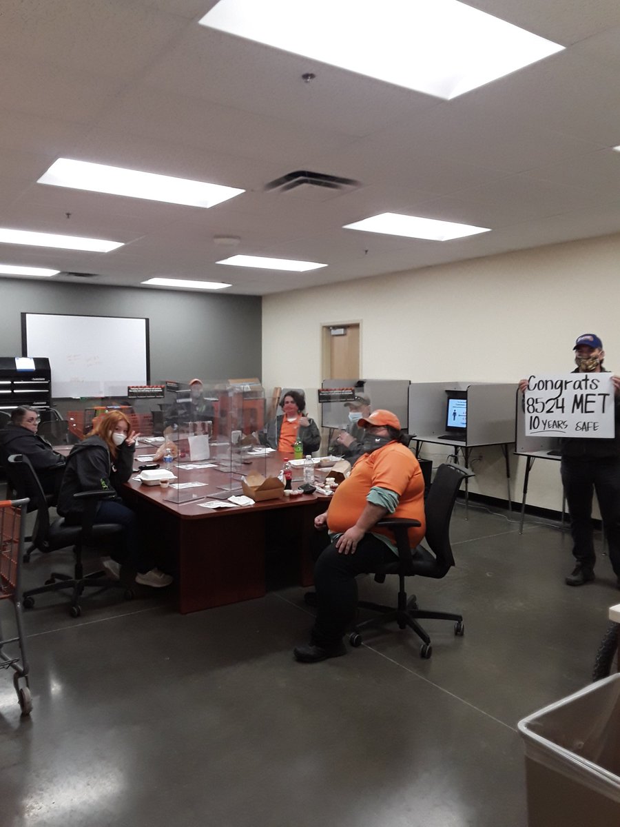 8524 met 10 years safe we make safety our number one priority @THE_JON_LOHMANN <a href="/SusanSheila_HD/">Susan #METD51</a> <a href="/CozyJerry/">Jerry Cozy</a> <a href="/lisaharryhd/">Lisa Harry</a> <a href="/destinykinghd/">Destiny</a>