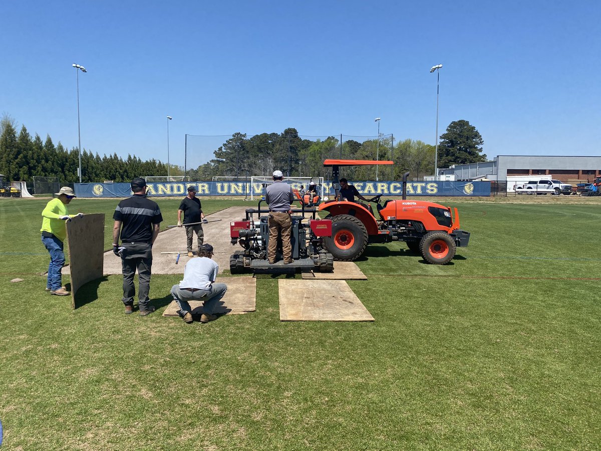 Environmental Landscaping Inc. tweet media