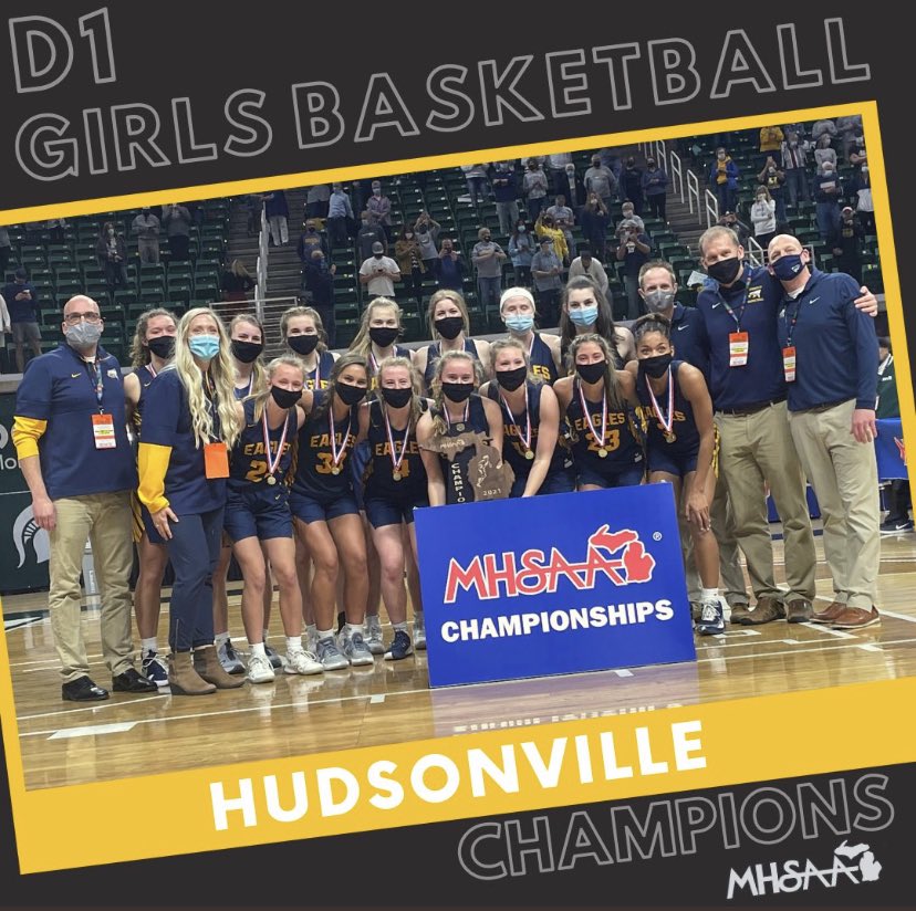 HudsonvilleB's tweet photo. STATE CHAMPIONS! More importantly Champions in every aspect of life!! #FAMILY https://t.co/3sGHZFZcBH