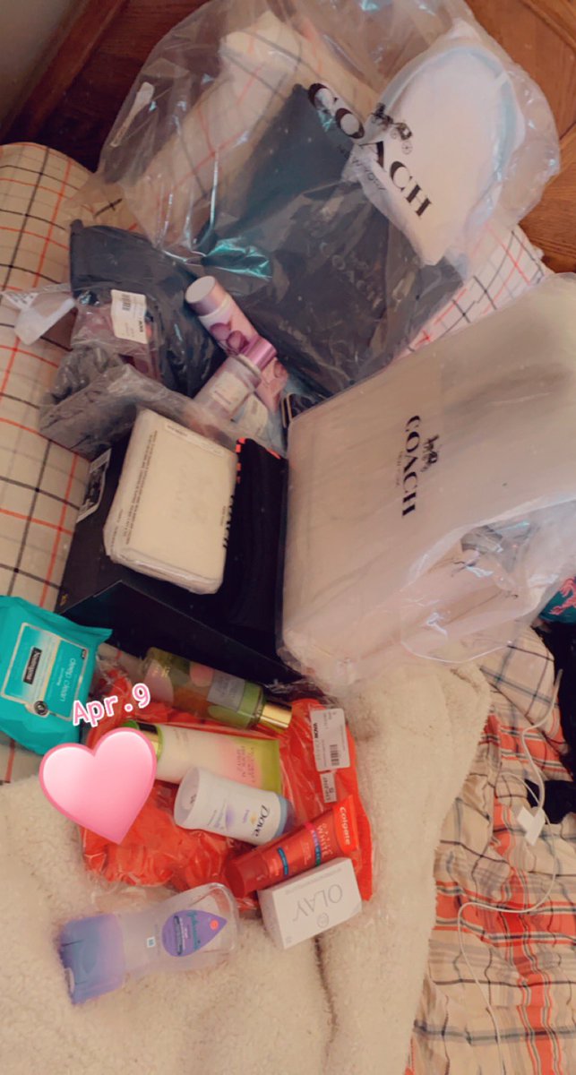 CeoPorschia's tweet image. 🥃😌🥃 Now time for me to pick up the bottles for this here weekend #Californialove #BayArea #DaBoss #CeoPorschia let’s rake it up 💵💰💵💰💵💰💵💰💵💰💵