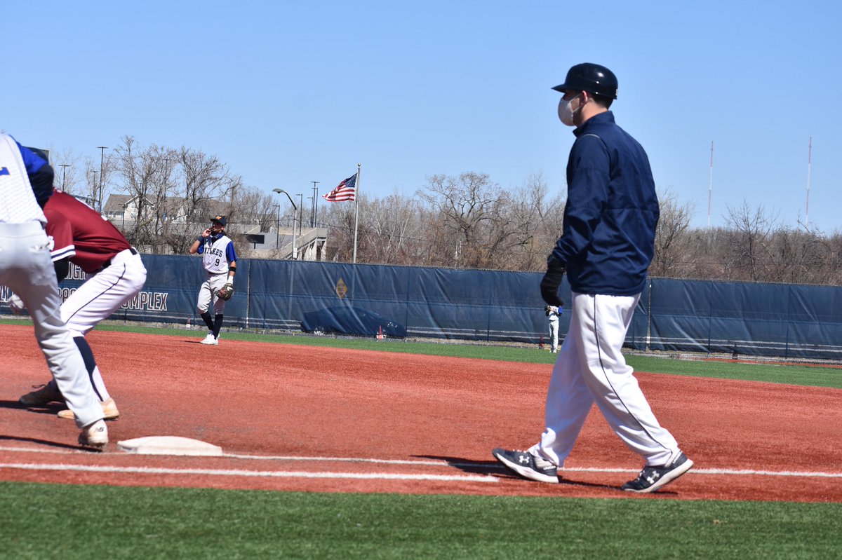 FDU_Baseball's tweet photo. #DYK that the @FDU_Baseball Smiegocki Family legacy continues!?

Kevin Smiegocki ‘20 joined the Coaching Staff this season, after concluding his playing career from 2016-2020 &amp; graduating with two degrees. His brother, Steve, played from 2012-2016. 

#BrickByBrick🧱 | #HornsUp🤘🏼 https://t.co/juH6anNW7f