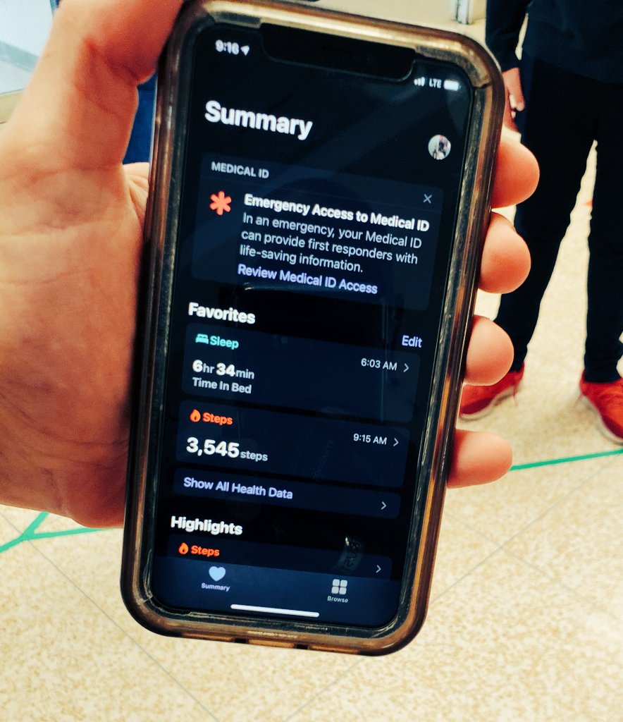 JCPSAsstSuptHS's tweet image. Hung out with @Brown_Principal and visited classrooms at @mybrownschool today. Students are learning to read, enjoying outside time and tracking steps, MD being reminded of things that matter the most!
#JCPSReturn 
@JCPSAsstSuptHS @JCPSHighEA