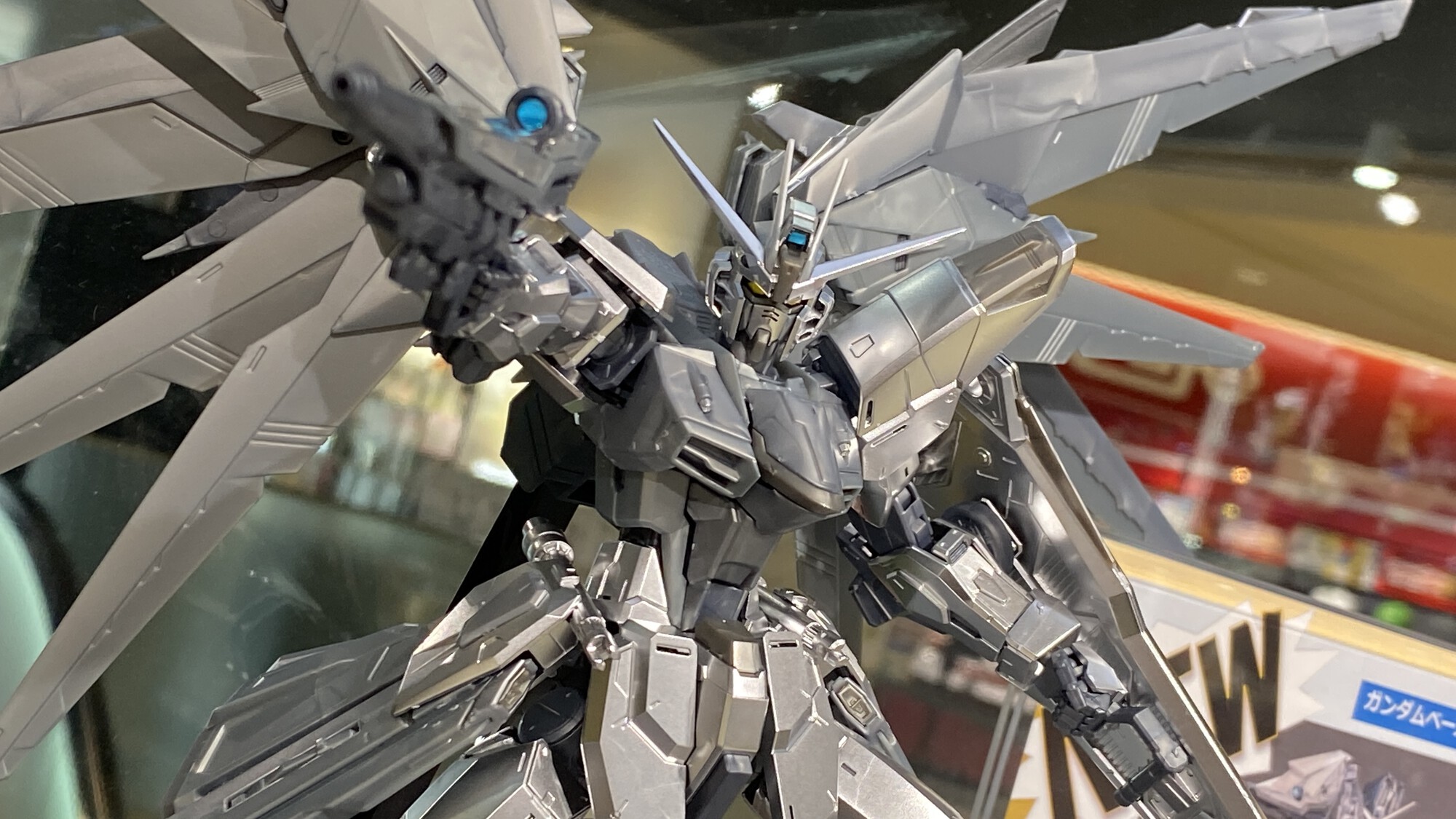 MG フリーダムガンダム Ver.2.0[シルバーコーティング]
