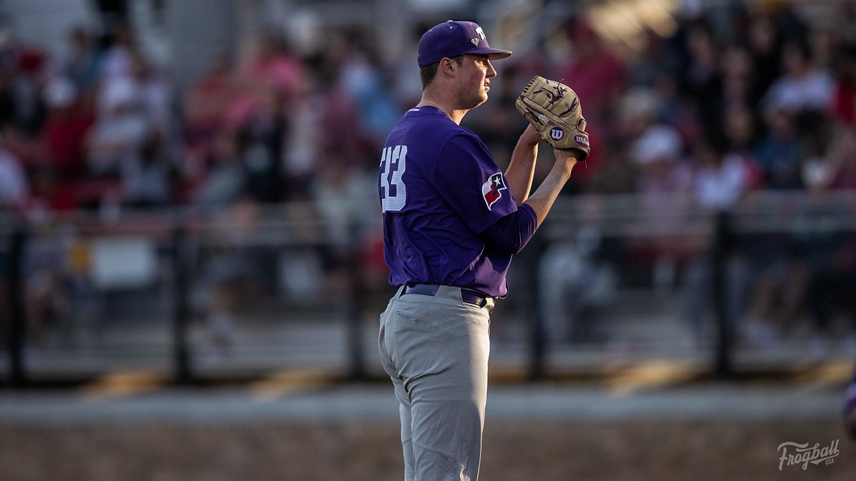 TCU_Baseball's tweet photo. A fantastic outing for Russell Smith:

7 IP, 5 H, 3 R, 2 ER, 0 BB, 12 K

#FrogballUSA | #GoFrogs https://t.co/aZWHIeYBIK