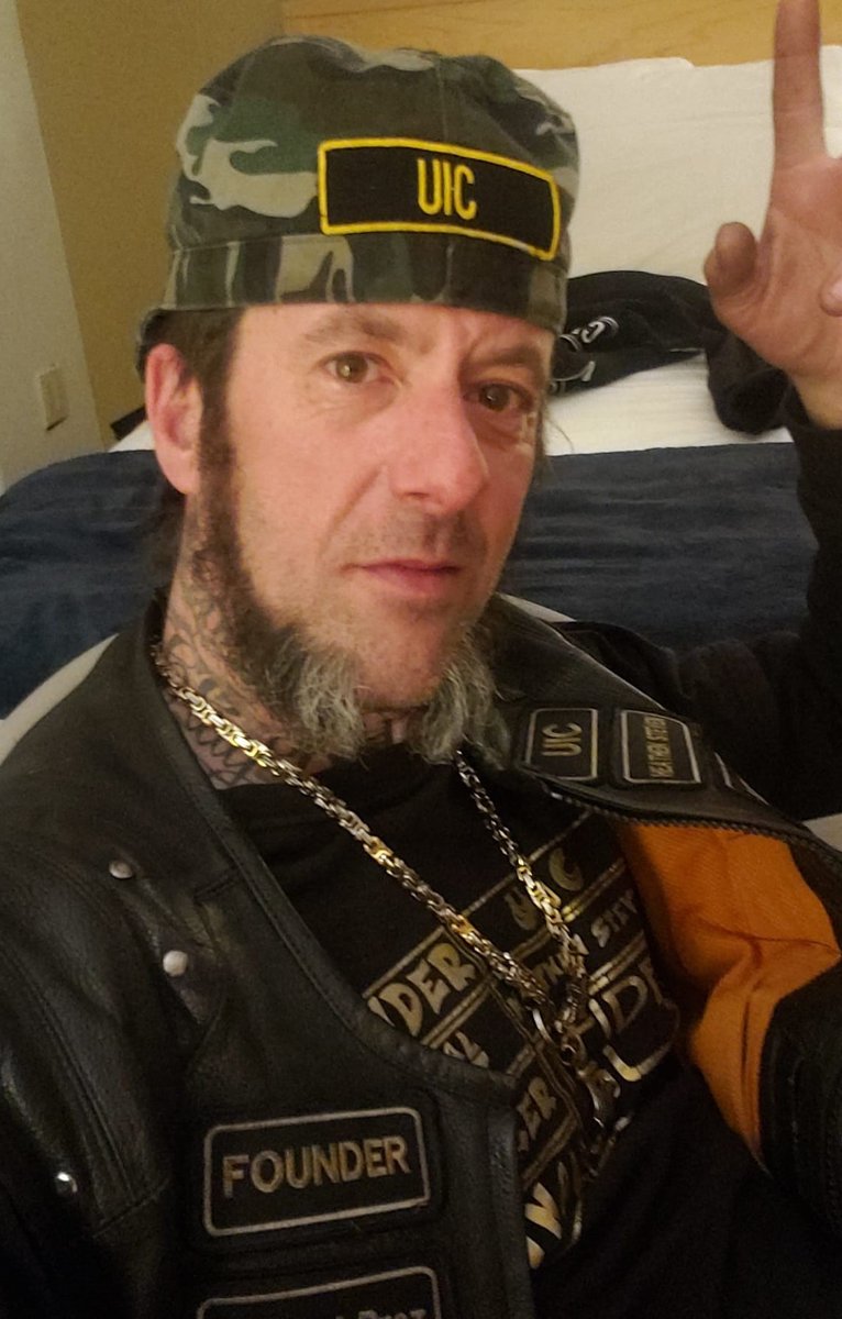 Steven Lane is a founder of the Urban Infidels, a faux-biker hate group he started after leaving the Soldiers of Odin. A regular attendee of Alberta’s protests, he has repeatedly made racist and violent statements online ahead of time. UI is staunchly anti-Muslim.3/