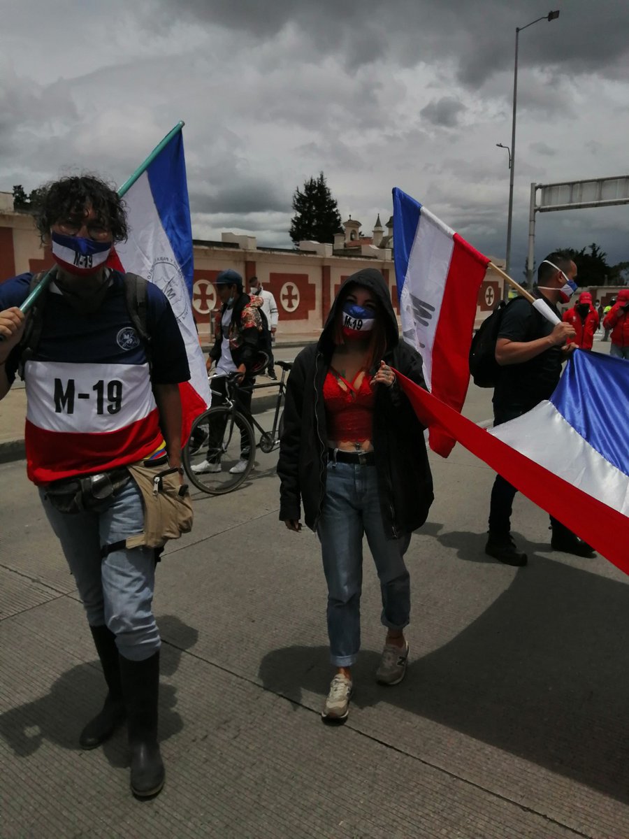 del_mamerto's tweet photo. @MovimientM19 presente en las calles, @Analist56181232 @Polemistico @abramoscomillas @Javierforero19 @johnherrerago @sandiarebelde28 @Mujer_Mamerta @AUGUSTOOCAMPO @nix88pro @Jeimi147 @LIBERTAD_BOLIVA @RevistaSemana @GustavoBolivar @petrogustavo @mileidyrosa @Argenis36378653 https://t.co/3RRkDeyjIK