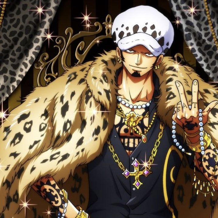 Fur Coat A: 16/10 He is a mess but I LOVE IT. Love the gold on this man. He has money and I want him to be my sugar daddy.