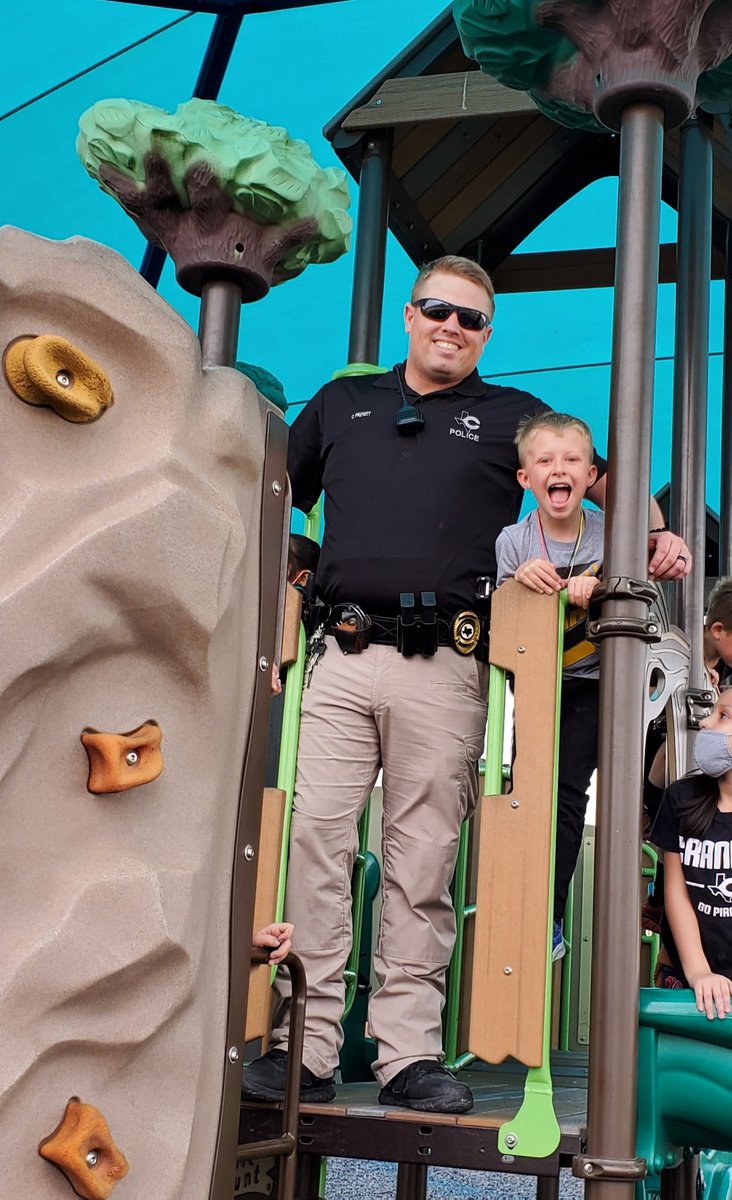 Coach Roof tweet media