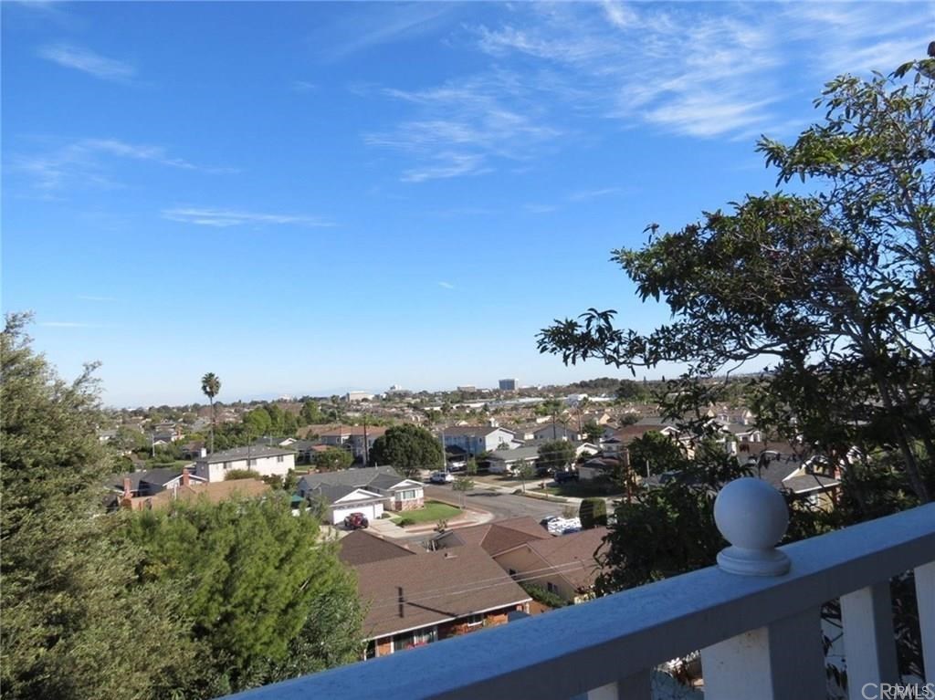 VisionRealtyRB's tweet photo. Check out our #listing in #RedondoBeach #CA  #realestate #realtor https://t.co/CjWZfvR87p https://t.co/UZEYVfCz5a