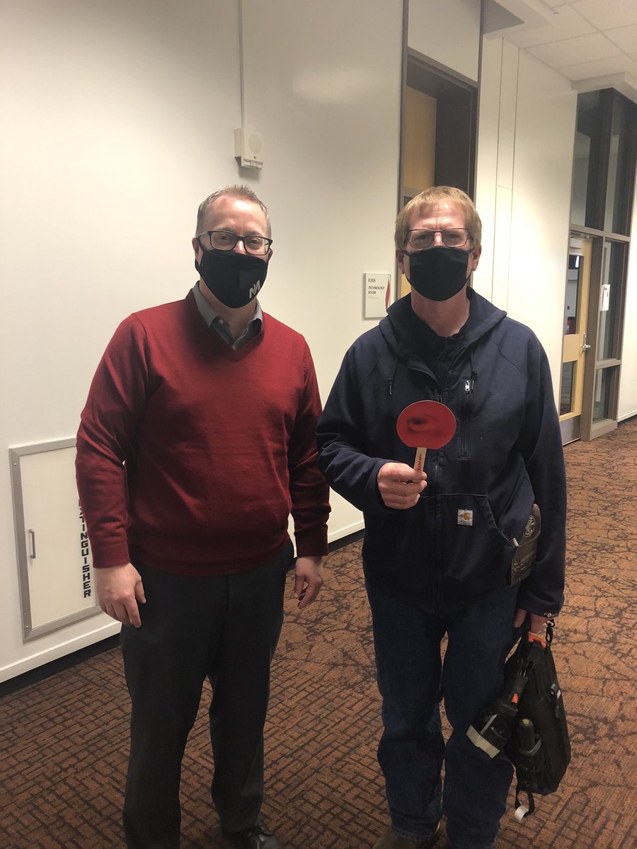 LayneAAnderson's tweet photo. Shout out to Wade @MSUMPhysical Electrician for always keeping @MSUMStudentLife and the CMU #firedup!!  All of us appreciate your service with a smile &amp; helpful attitude.  #DragonPride #DragonFamily #MSUMHeart https://t.co/IA0dDpYJDl