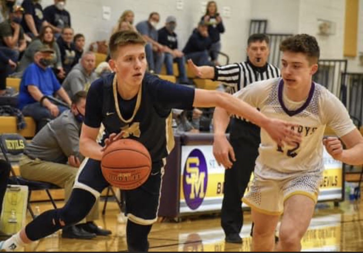 GAME DAY 🏀 
Home vs St. Mary’s 👿 
Varsity only at 7:00 ⏰ 
Big sectional matchup! Tournament seeding on the line!
#CommitToTheM #GoBlue 🦅