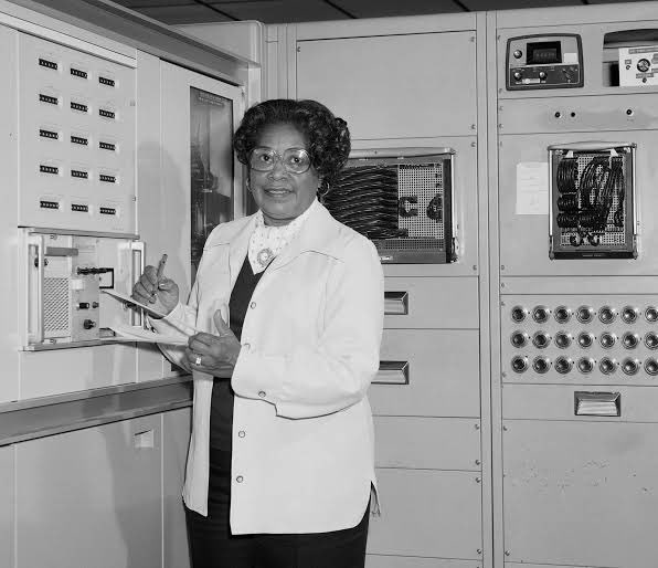 Happy birthday to a brilliant woman, Mary Jackson, <a href="/NASA/">NASA</a>’s first black female engineer. Thanks for being a pillar on engineering and an inspiration for women in tech and engineer! 👩🏾‍🚀🔬