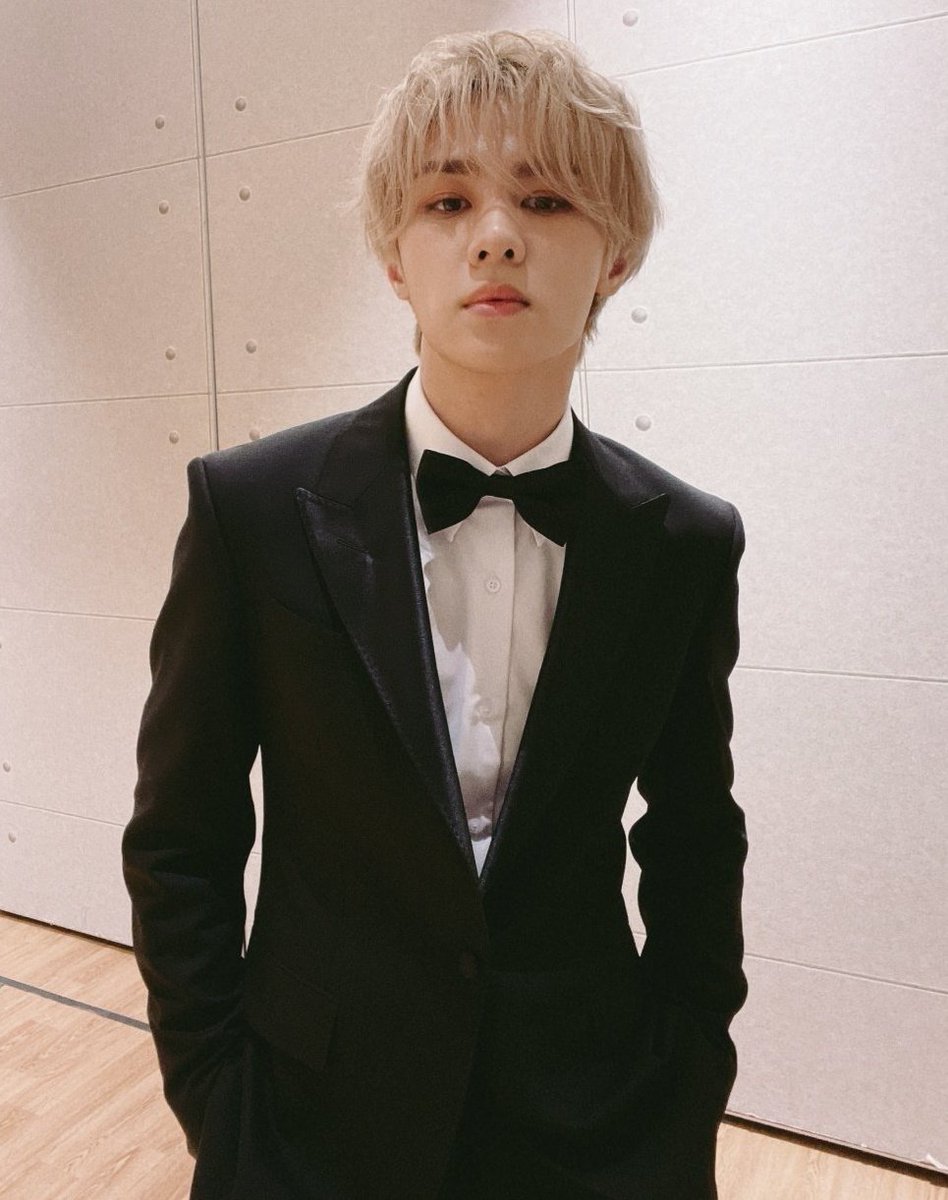 "who in wayv" but it& #39;s actually Qian Kun — a thread