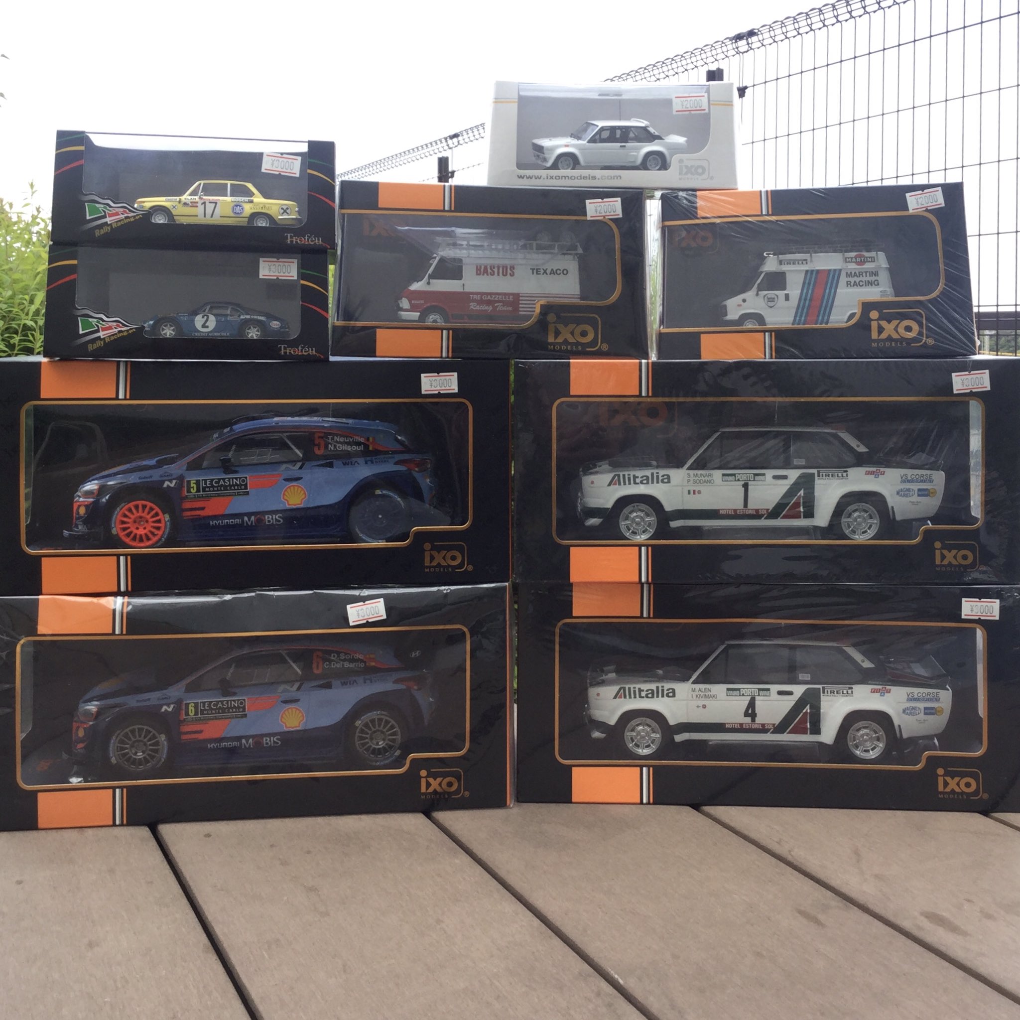 Delta2 昨日購入のミニカー Automobile Council 21 の国際貿易さんのブースで購入したアウトレット品が9台 1 43と1 18サイズのラリーカーとそのサポートカーを中心に購入 貴重な好きな車 を観て ミニカーが買えるイベントは 俺得の楽しいものです