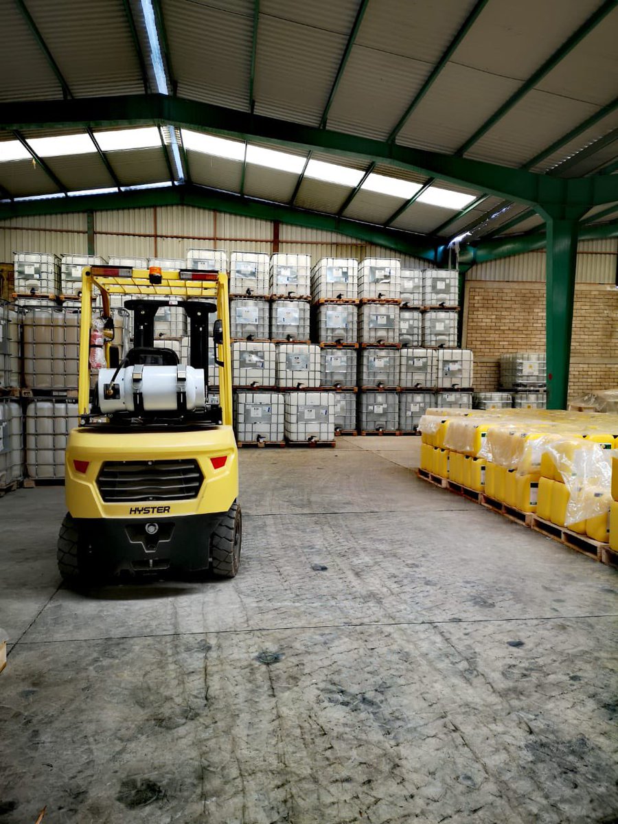 Pimo_2000's tweet photo. El #ParqueIndustrial @Pimo_2000 recibe a una nueva empresa del sector #agroindustrial, con una #inversión privada de 19.6 MDP, generando nuevos #empleos en la región de los #VallesCentrales #GIO
#Oaxaca sigue #Creciendo ✅👷🏽‍♀️👷🏽‍♂️🏭 https://t.co/xltPgMJBFp
