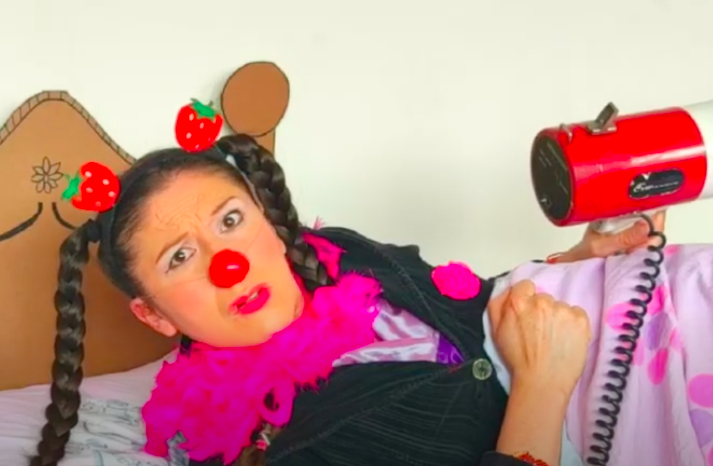 CWB collaborated w/ #Ecuador-based Corporacion Humor Y Vida &amp; Recreando Lazos Sociales to create PSA clown videos addressing violence against children. This important project responded to the "pandemic within a pandemic" &amp; was supported by <a href="/OneInAnARMY/">(comeback🔜) One in an ARMY Charity Project💜</a> #BTSArmy #RewindWithOIAA⁠