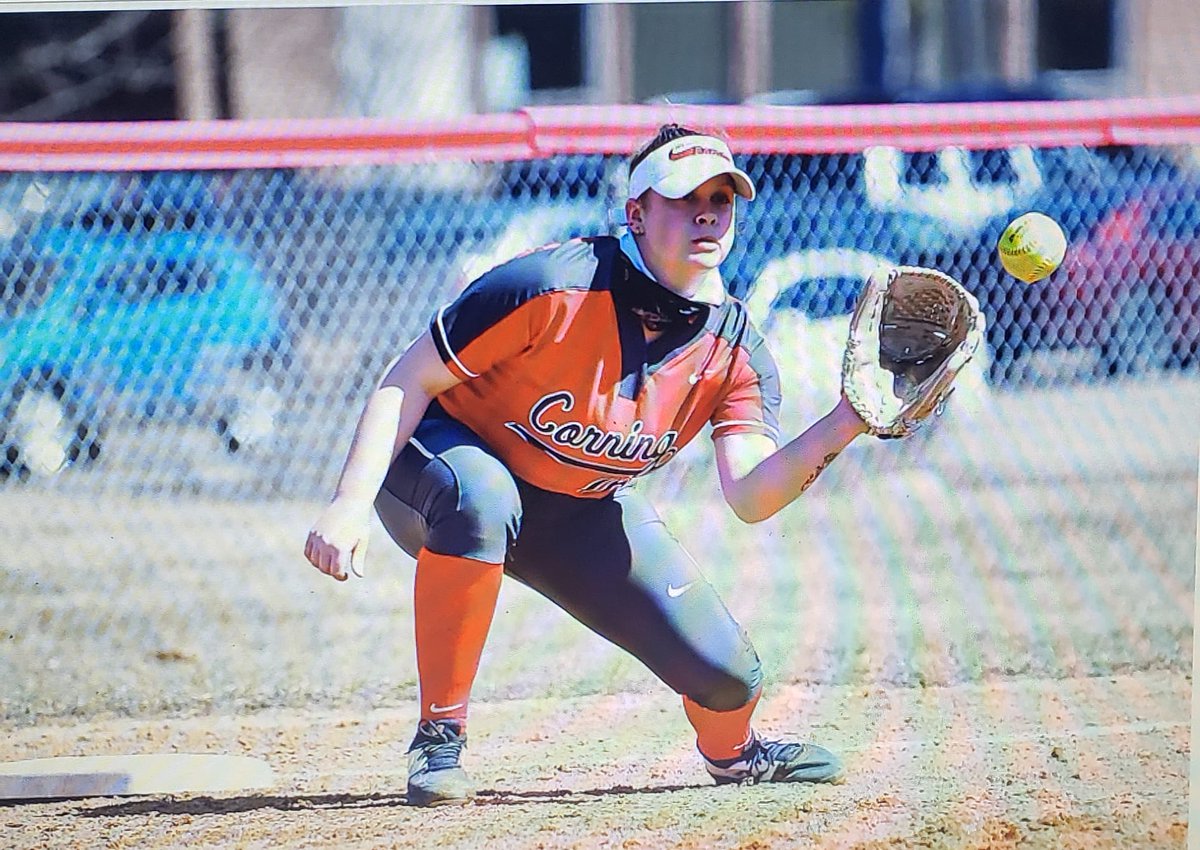 RedBaronsSB's tweet photo. Catch us in action tomorrow (Saturday) as we host Jamestown CC. First pitch of the DH is at noon.  #BaronStrong 💪❤🐻🥎 https://t.co/MnWy3nPCp7