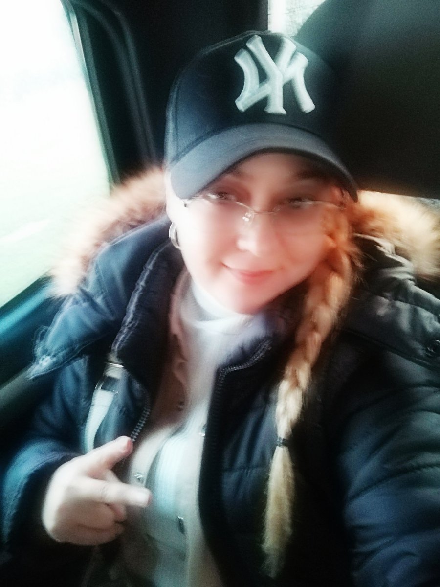 - Ne ince bir istektir :
  Bu dünya'nın kiri.. 
  Yüreğime değsin istemiyorum 
              Allah'ım...