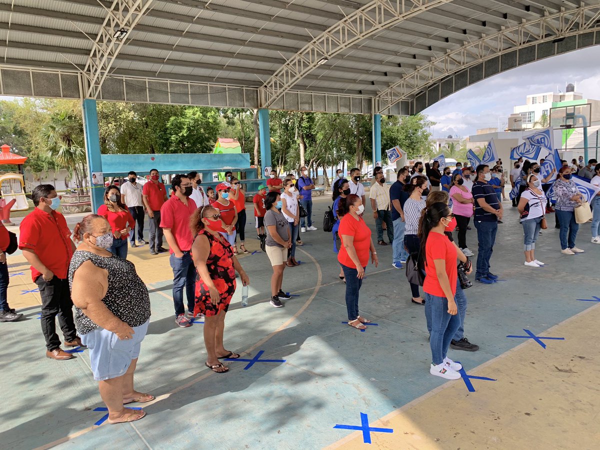 MxTulum's tweet image. Caminando juntos con Estefanía Mercado Candidata a Diputada Federal por el Distrito 1 de Quintana Roo de la Alianza #VaPorMéxico 🤝🇲🇽

@CandyAyuso 
@Rodo_PechG 
@yennylopezqroo 
@PRIQRooOficial 
@pritulum