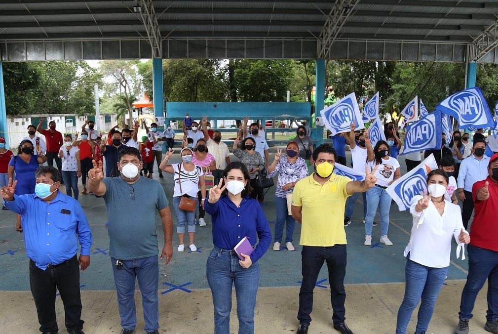 MxTulum's tweet image. Caminando juntos con Estefanía Mercado Candidata a Diputada Federal por el Distrito 1 de Quintana Roo de la Alianza #VaPorMéxico 🤝🇲🇽

@CandyAyuso 
@Rodo_PechG 
@yennylopezqroo 
@PRIQRooOficial 
@pritulum