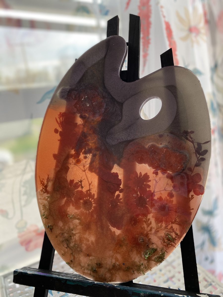 logananhorn's tweet image. This... is THE ONE! 🌼🌹🌷🌸🌺🥀

Dylan told me to put anything floral, pertaining to nature/butterflies/clouds... and that was right up my ally. I LOVE this one!! 

Link below to order a custom one (hint hint- they’re on sale 😉 )

customizedbylogan.squarespace.com/shop 
🦋