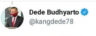 Bolehkan kita buat "PETISI" ala Twitland. 
PETISI meminta Menteri BUMN Erick Tohir <a href="/erickthohir/">Erick Thohir</a> mencopot Komisaris PT. Pelni Dede Budhiyarto <a href="/kangdede78/">Dede Budhyarto</a> . 
Jika anda mendukung PETISI ini silahkan RETWEET  !!!