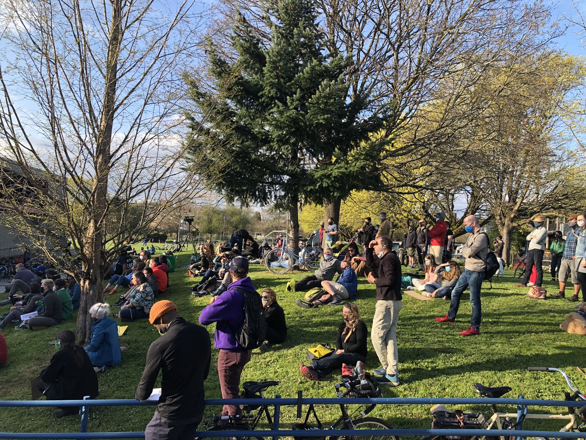 Schools are for students not freeways. @nomorefreeways in Portland! Thank you to all those working so hard to keep @OregonDOT from perpetuating the racist policies of yesteryear. #nomorefreeways #TubmanRally