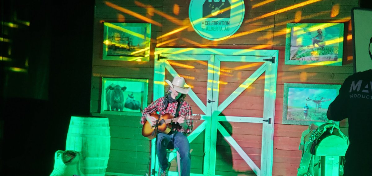 XJSquire's tweet image. #CelebrateABAg

@OldsCollege I want to buy the set please. Would look sick on my backyard or living room 🤣
 static.streamevent.live/olds-college