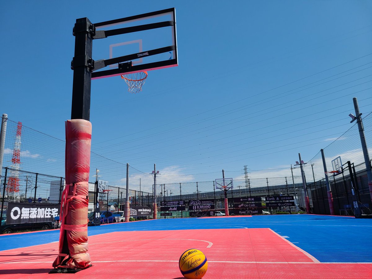 shocking_blue82's tweet photo. 貸し切り。。。
#3x3
#BCOURT
#Bコート
#横浜ビーコート https://t.co/UGk0aXGDaO