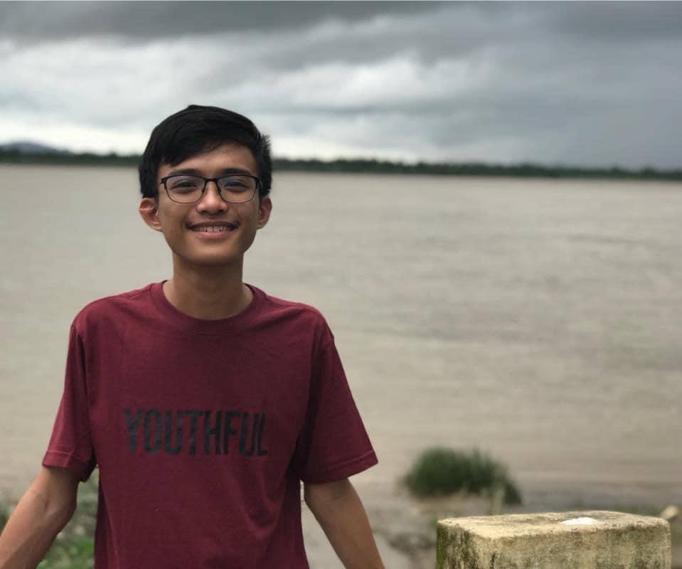 In Ye Tsp, Mon State: A student from Mandalay Technology university and His father were abducted by Junta's terrorists at around 6:00AM this morning. Stop unlawful abductions.

#Apr10Coup
#WhatsHappeningInMyanmar
#IssueInterimConstitution