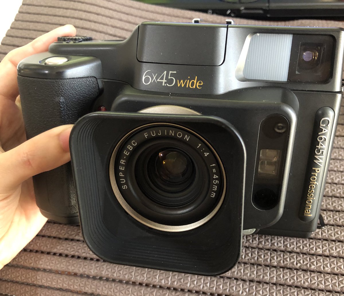 natane57_JP's tweet photo. Now I checking conditions.  
I will sell next week.
#fujifilm #ga645w https://t.co/6i8LCKZSWA