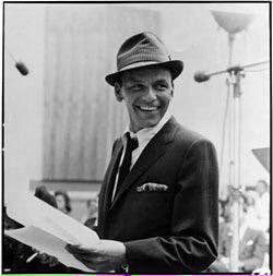 espofootball's tweet photo. #OTD Apr11,1966 #FrankSinatra records the song "Strangers in the Night" written by #BertKaempfert with English lyrics by #CharlesSingleton and #EddieSnyder. Sinatra will reach #1 on the Hot100 Singles Chart on Jul2,1966 https://t.co/sJI3Dnw5sq
