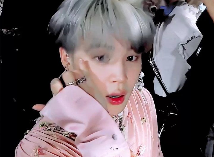 pluto013_'s tweet image. ขอร้องเลยนะยัยคนสวยขา นิ้วก้อยเทอมันแบบ 🥺🤏