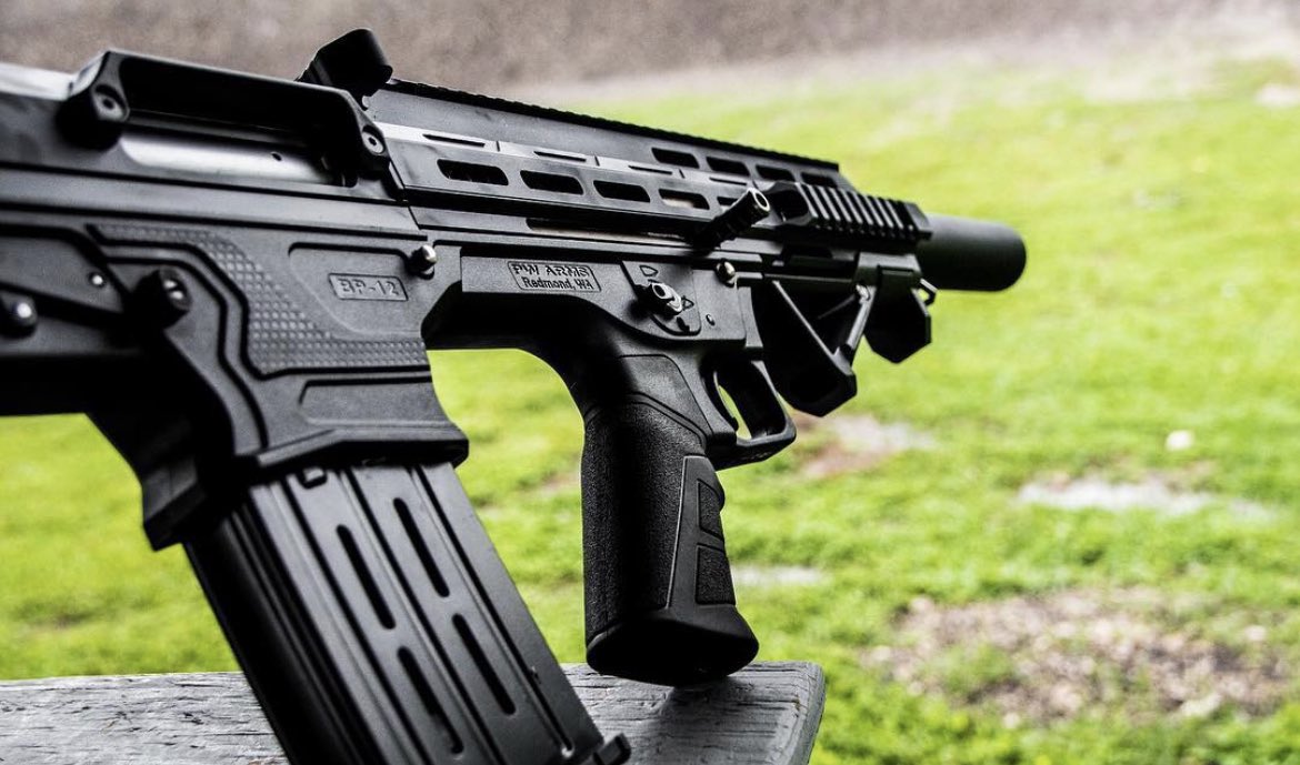 janedoe_cz75's tweet photo. PANZER ARMS社のAR12とかいうセミオートショットガンええですやん‼️
あとブルパップモデルのBP12もかっこいい❤️👍
#panzerarms #panzerarmsar12 #ar12 #ar12pro #bp12 #panzerarmsbp12 https://t.co/A5YcvQR4Df