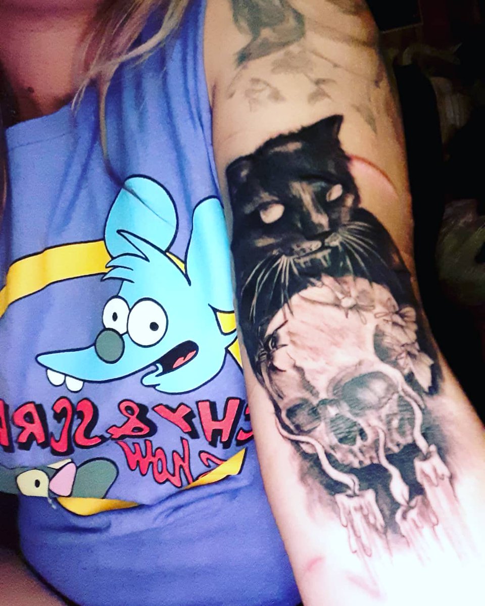 shortystar469's tweet photo. New tattoo
Covering up scars
#tattoo #inkedup #tattooart #art https://t.co/UKhCvDhqTj