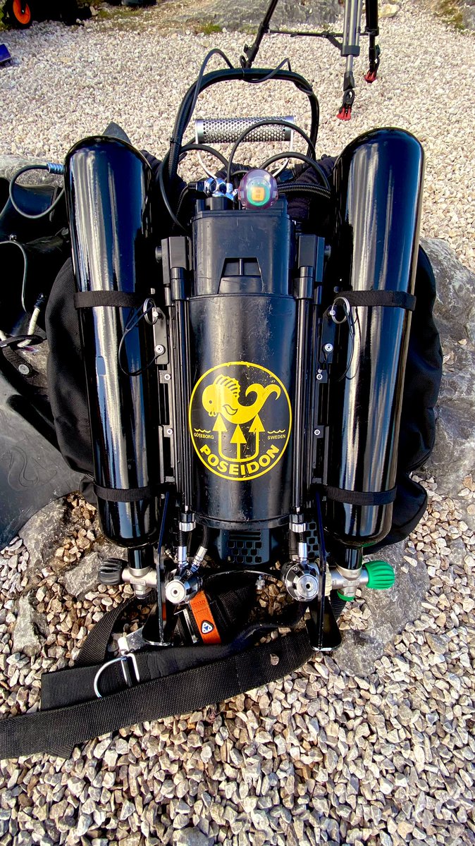 AndytheNd's tweet photo. Had a fantastic day filming a promotional video for the new limited edition Royal Navy Casio G-Shock Frogman watch and Poseidon MK SE7EN+ CCR with Solid State O2 Cells #scuba #bueco #hsediver #ccrdiver https://t.co/94wtFlrpeP