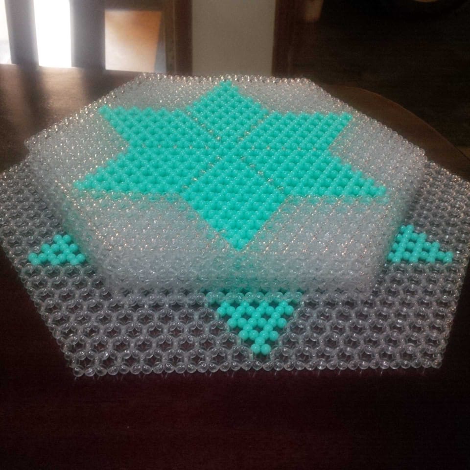 Hey guys... It's me Shakira again... Ur craft girl.. 😊... Support my hustle... Table mats at 80k a set of 1 center piece n 6 other pieces.... Please retweet... My clients could be on ur tl 🥺🥺🙏🙏😊thank you