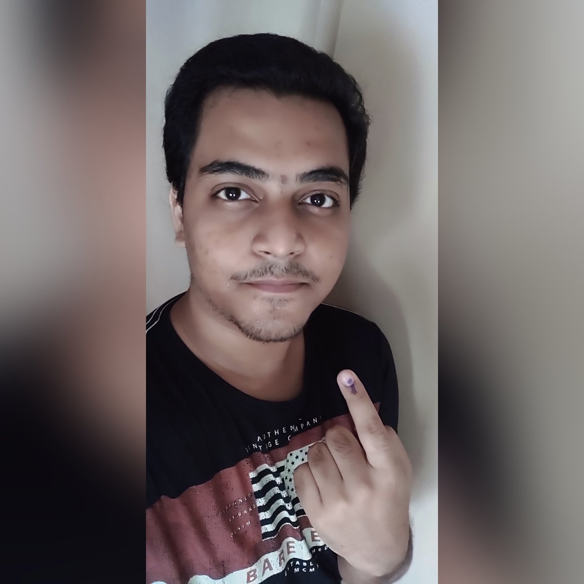 SaptadipSaha7's tweet photo. West Bengal Assembly Election... 
#Vote #Democratic_rights #WestBengalPolls #Indian #Citizen #Kolkata #India https://t.co/ME3sWjhBnv