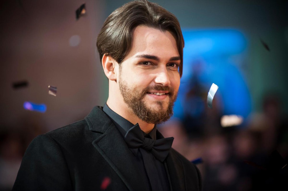 Buon compleanno Valerio Scanu, 31 anni oggi! Ecco cosa dice l'#Oroscopo per tutti gli Ariete e gli altri segni >> bit.ly/1wKS3jK