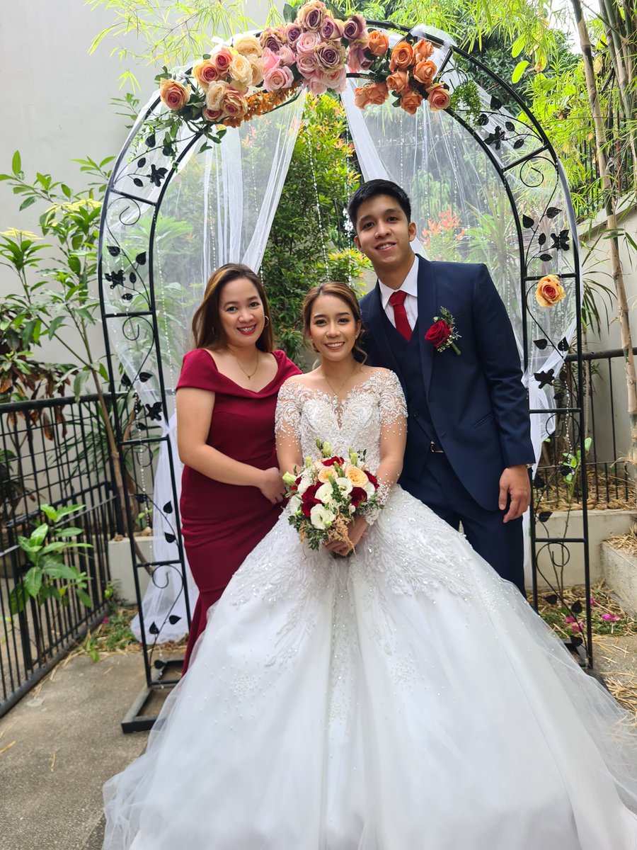 katsabiii's tweet photo. Congrats and Best Wishes Kuya Mac &amp; Ate Jisay!❤️ #nakaCHAKpotsiMAC https://t.co/K3wm7gRRDS
