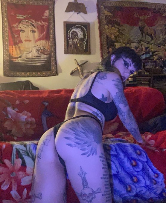 I know it&rsquo;s gettin old lol https://t.co/tAKJBnfyqg