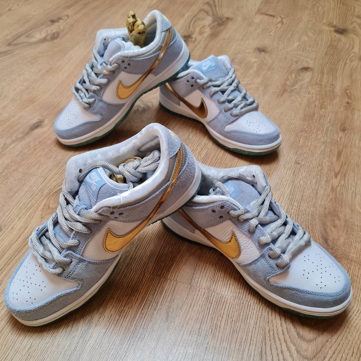Nike SB Dunk Low x Sean Cliver "Holiday Special"...

#freshoutthebox #afrikiddkicks #seancliver #solecollector #sneakerhead #sneakers #sakickscollection #dunks #kickssouthafrica #complexsneakers #afrikiddsneakers #canafrican #mydunks #nikedunk #nike #nikedunksa #mynikesa #nikesb