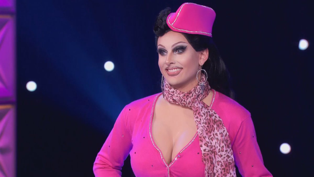 incorrectdrag's tweet image. happy one year anniversary to this moment that defined modern television